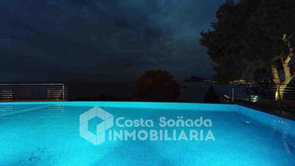 Casa independiente en calle Tord