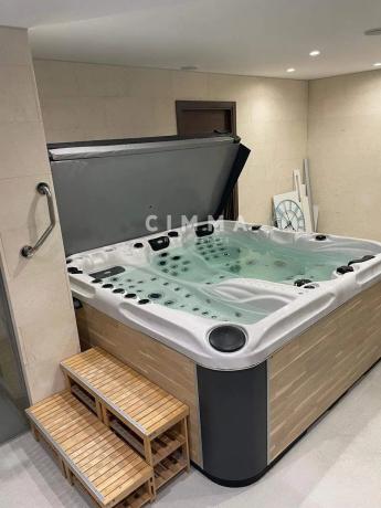 Casa independiente en avenida Europa