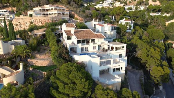 Casa independiente en calle Costa Brava