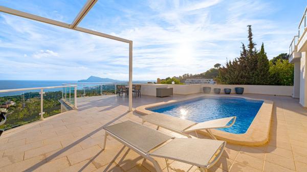 Casa independiente en calle Costa Brava