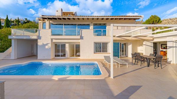 Casa independiente en calle Costa Brava