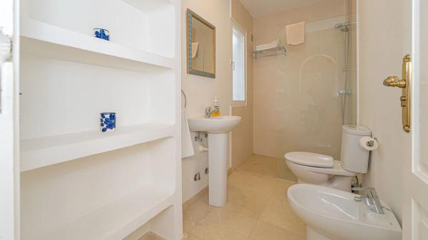 Casa independiente en calle Costa Brava