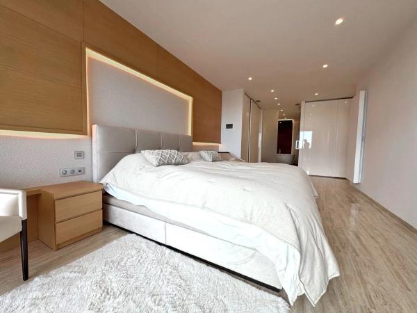 Piso en calle Costa Azul, 16