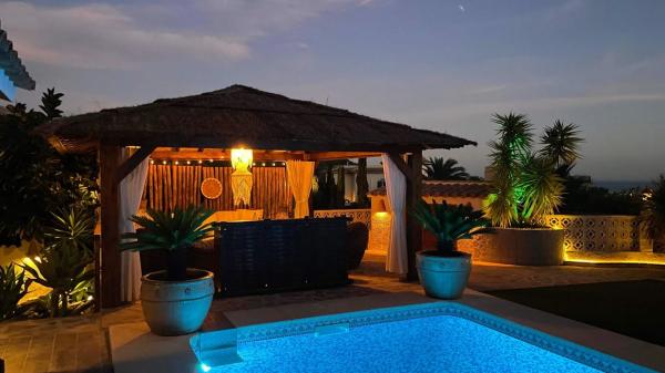 Casa independiente en calle l'Aitana