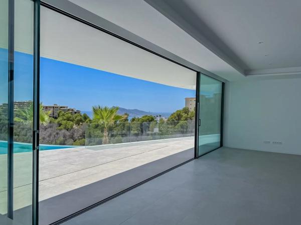 Casa independiente en calle Alemania