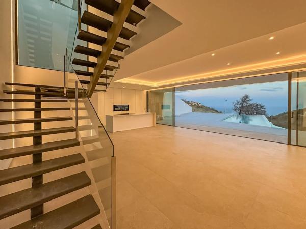 Casa independiente en calle Alemania