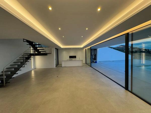 Casa independiente en calle Alemania