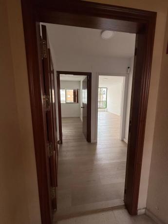 Piso en calle de Dinamarca, 3