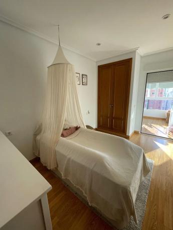 Piso en avenida de Bélgica, 4