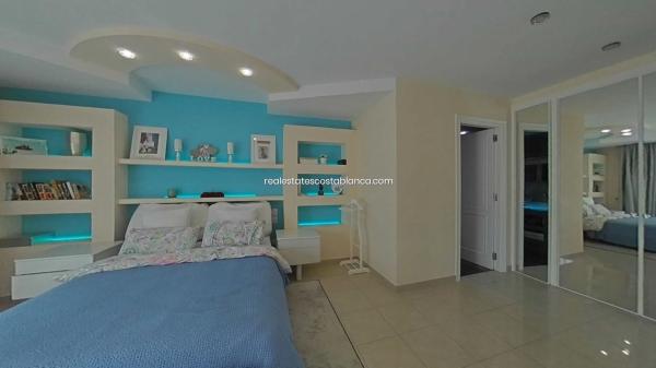 Casa independiente en calle Pekín