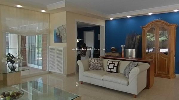 Casa independiente en calle Pekín