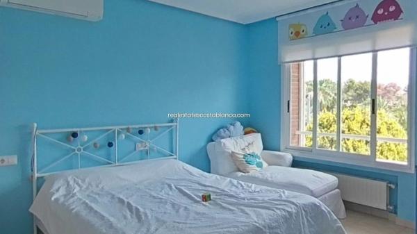 Casa independiente en calle Pekín