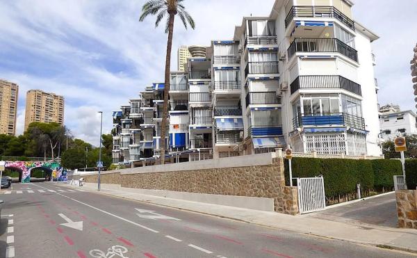 Piso en avenida Vicente Llorca Alós