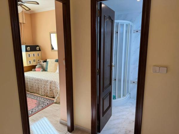 Chalet adosado en calle de Nápoles