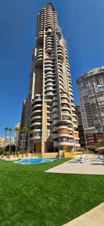 Piso en avenida del Municipi