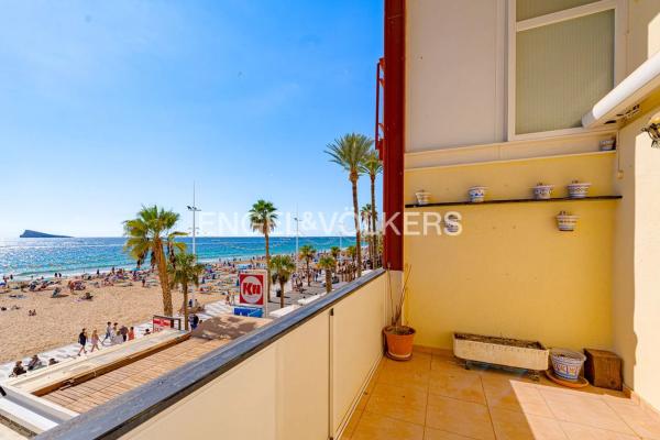 Piso en avenida Alcoi