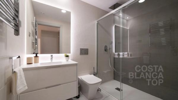 Ático en calle Presidente Adolfo Suárez, 12