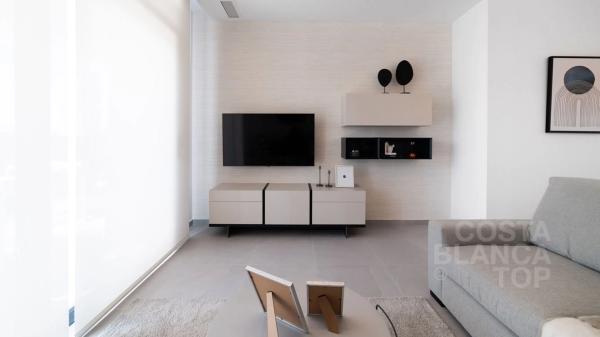 Ático en calle Presidente Adolfo Suárez, 12