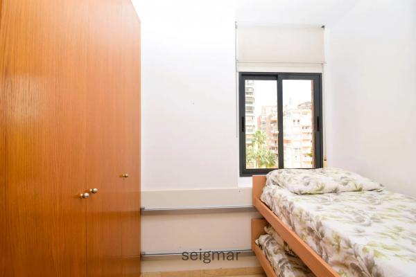 Piso en calle Gerona, 17