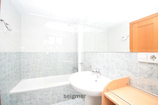 Piso en calle Gerona, 17