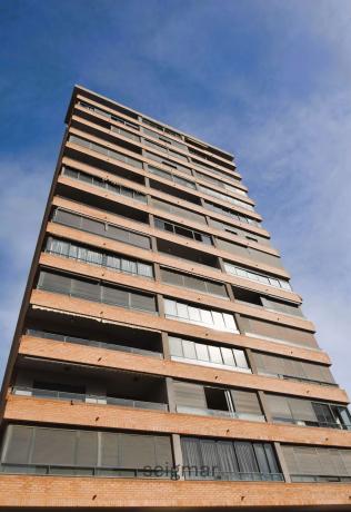 Piso en calle Gerona, 17