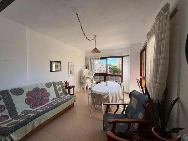 Piso en calle Cornellana