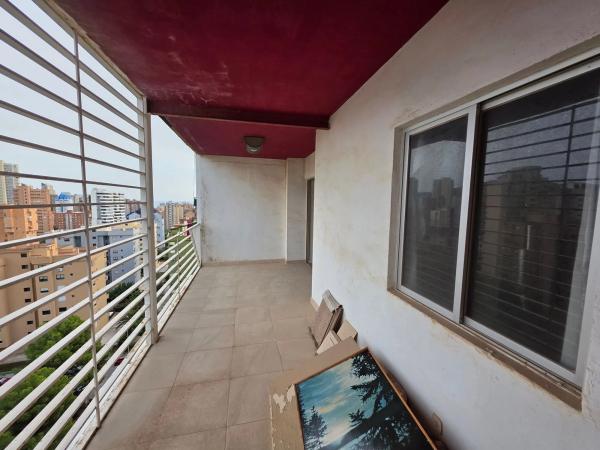 Piso en avenida de Suecia