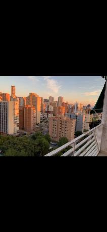 Piso en avenida de Suecia