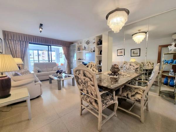 Piso en avenida Marina Alta