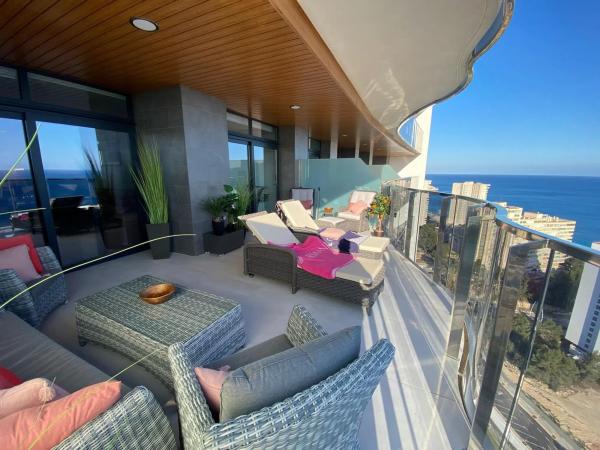 Piso en avenida República Argentina, 6