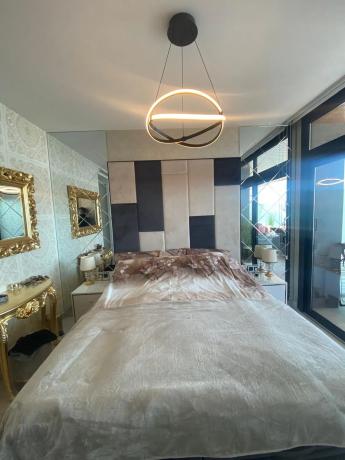 Piso en avenida República Argentina, 6