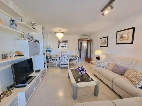 Piso en avenida Marina Alta