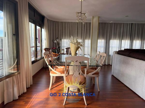 Ático en avenida de Castellón