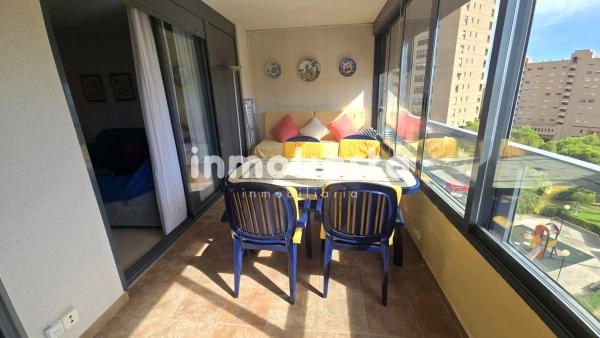 Piso en avenida Marina Baixa