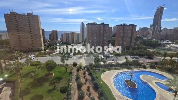 Piso en avenida Marina Baixa