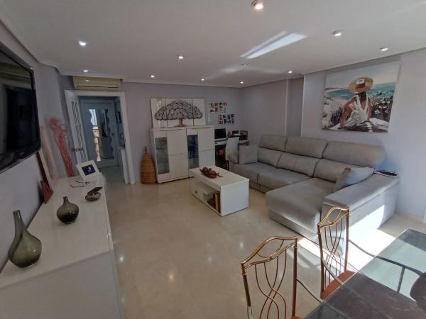 Piso en calle del Esperanto, 21