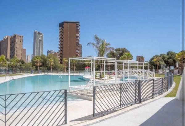 Piso en avenida de Benissa, 2