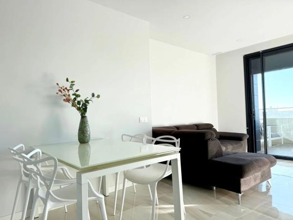 Piso en avenida de Benissa, 2