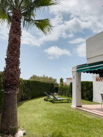 Chalet adosado en calle Atenas