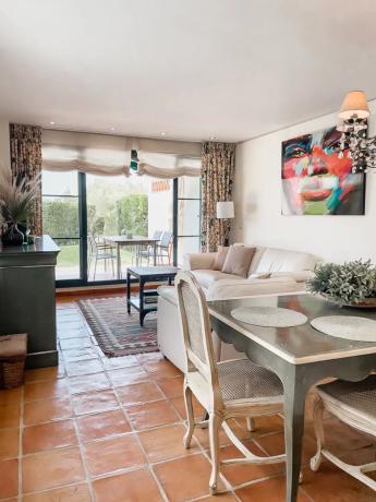 Chalet adosado en calle Atenas