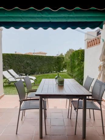 Chalet adosado en calle Atenas