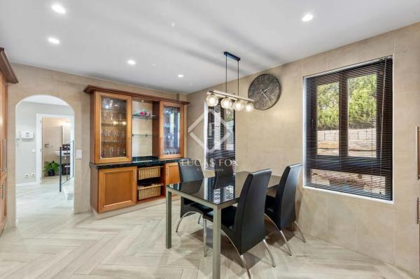 Casa independiente en calle Berlin