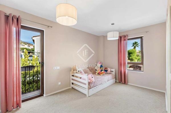 Casa independiente en calle Berlin