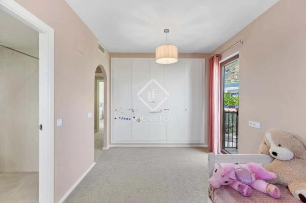 Casa independiente en calle Berlin