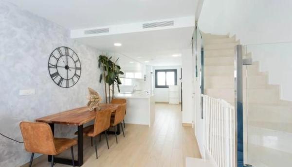 Chalet en calle de Colombia