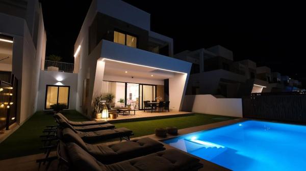 Chalet adosado en calle de Puerto Rico, 52