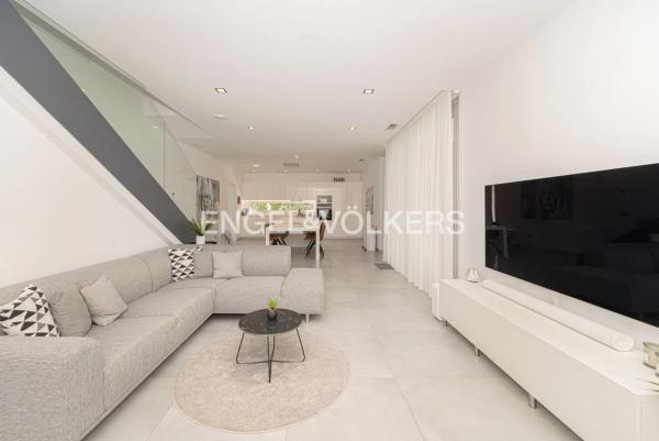 Casa independiente en calle Amsterdam, 35