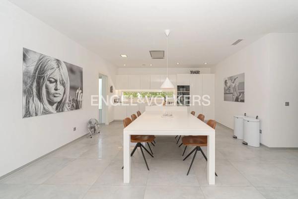 Casa independiente en calle Amsterdam, 35