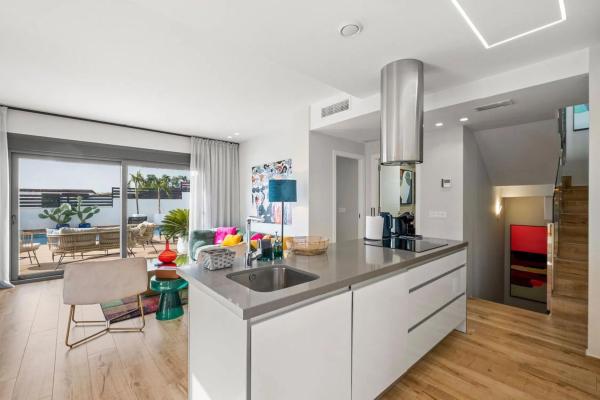 Casa independiente en Barcelona, 23