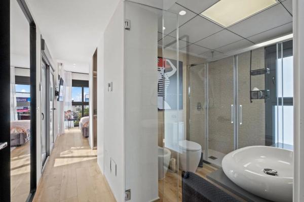 Casa independiente en Barcelona, 23